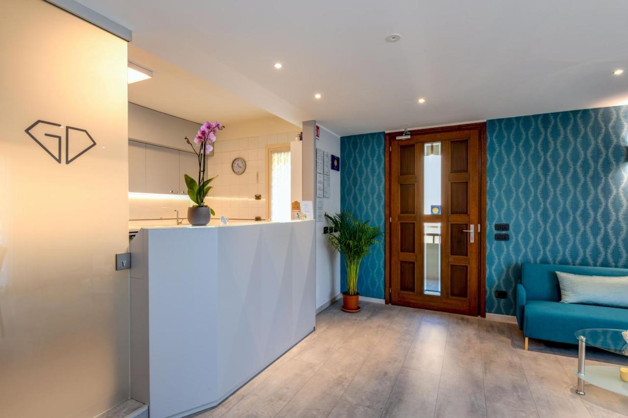Garda Diamant Bed & Breakfast Desenzano del Garda Exterior photo