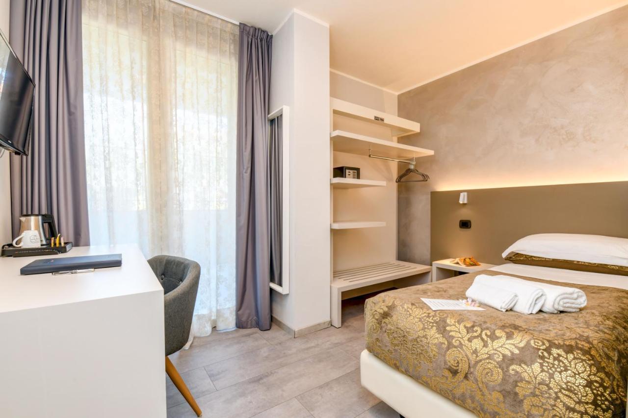 Garda Diamant Bed & Breakfast Desenzano del Garda Exterior photo