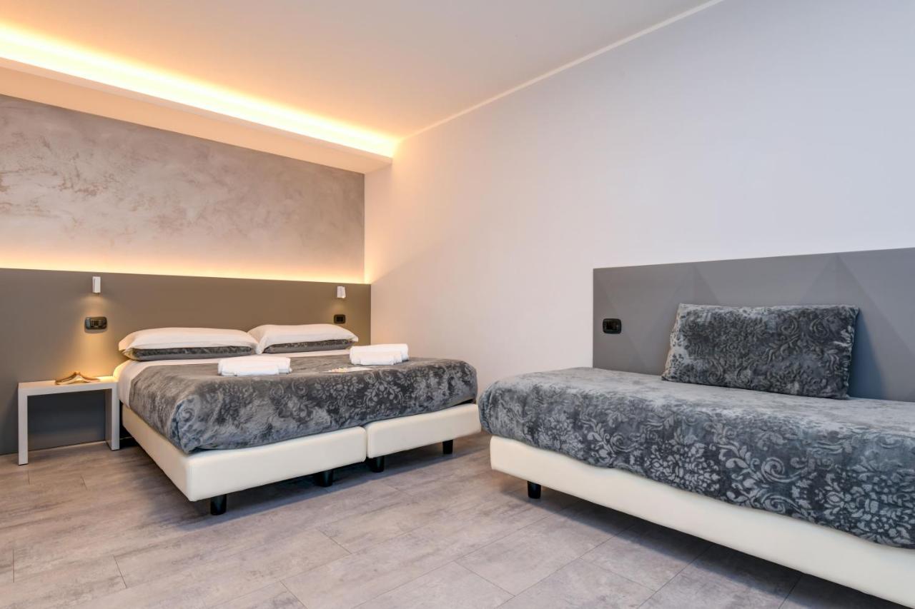Garda Diamant Bed & Breakfast Desenzano del Garda Exterior photo