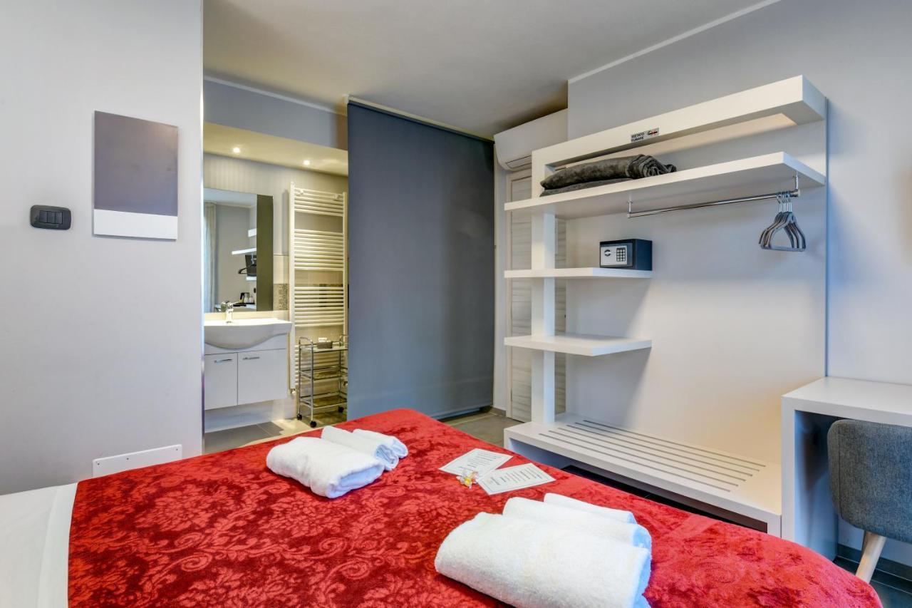 Garda Diamant Bed & Breakfast Desenzano del Garda Exterior photo