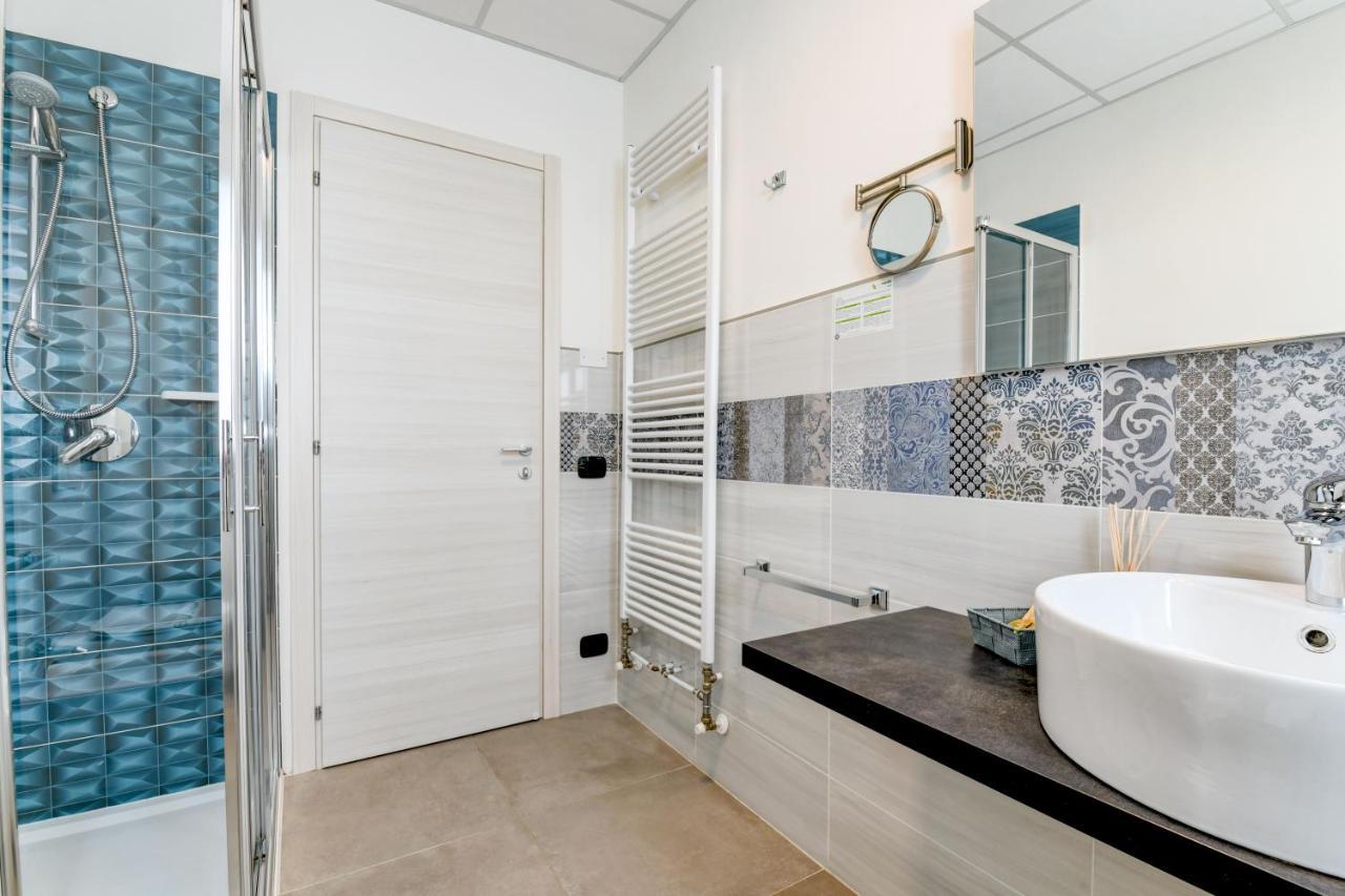 Garda Diamant Bed & Breakfast Desenzano del Garda Exterior photo