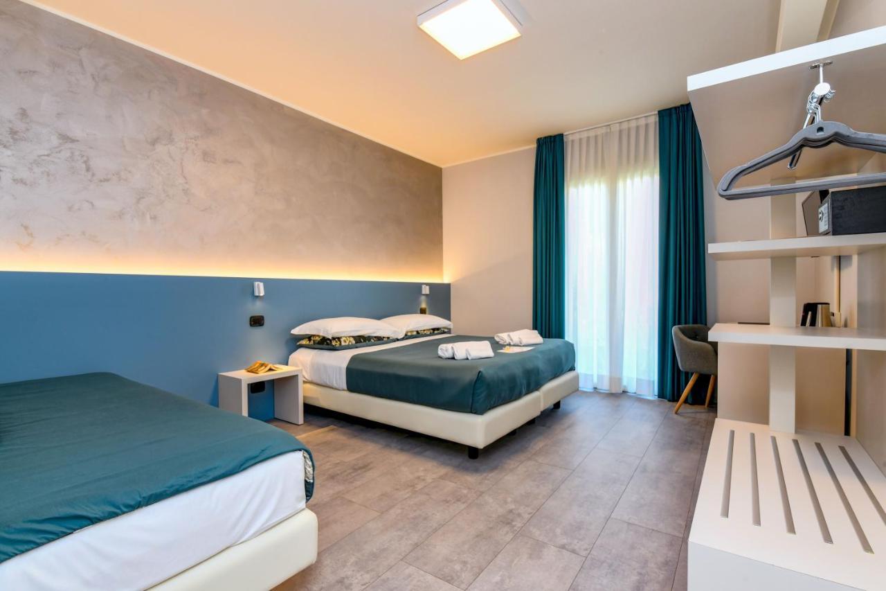 Garda Diamant Bed & Breakfast Desenzano del Garda Exterior photo
